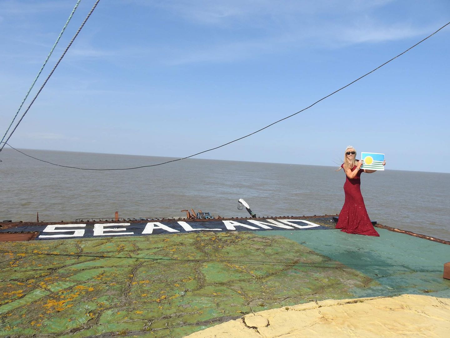 WE LOVE SEALAND - How to start your own country